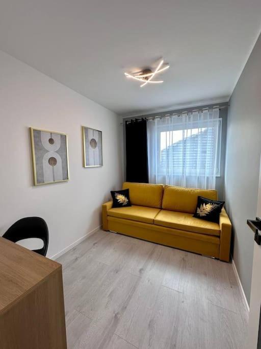 New Apart - Next To Sky Tower Apartment Wroclaw Bagian luar foto